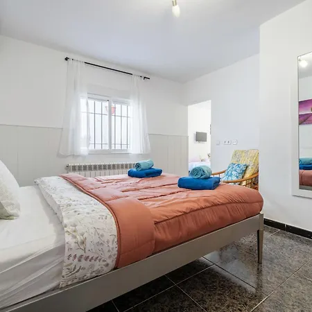 Masia Costa Daurada Nyaraló *